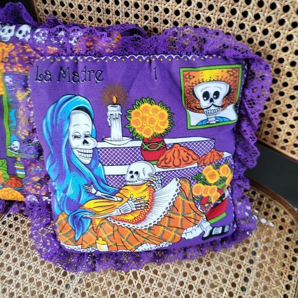 2 Day of the Dead Halloween Lace trim throw pillows 12 x 12 - Picture 3 of 6